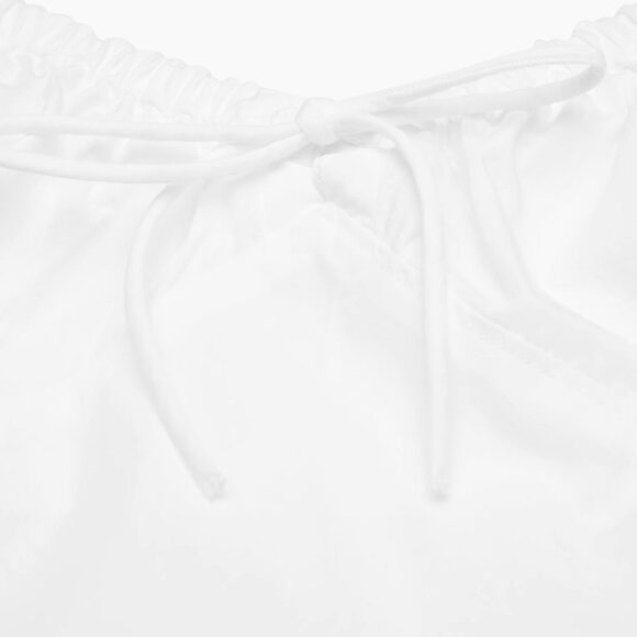 Aritzia Sunday Best Cotton Delphine Poplin Camisole in White - Picture 11 of 13